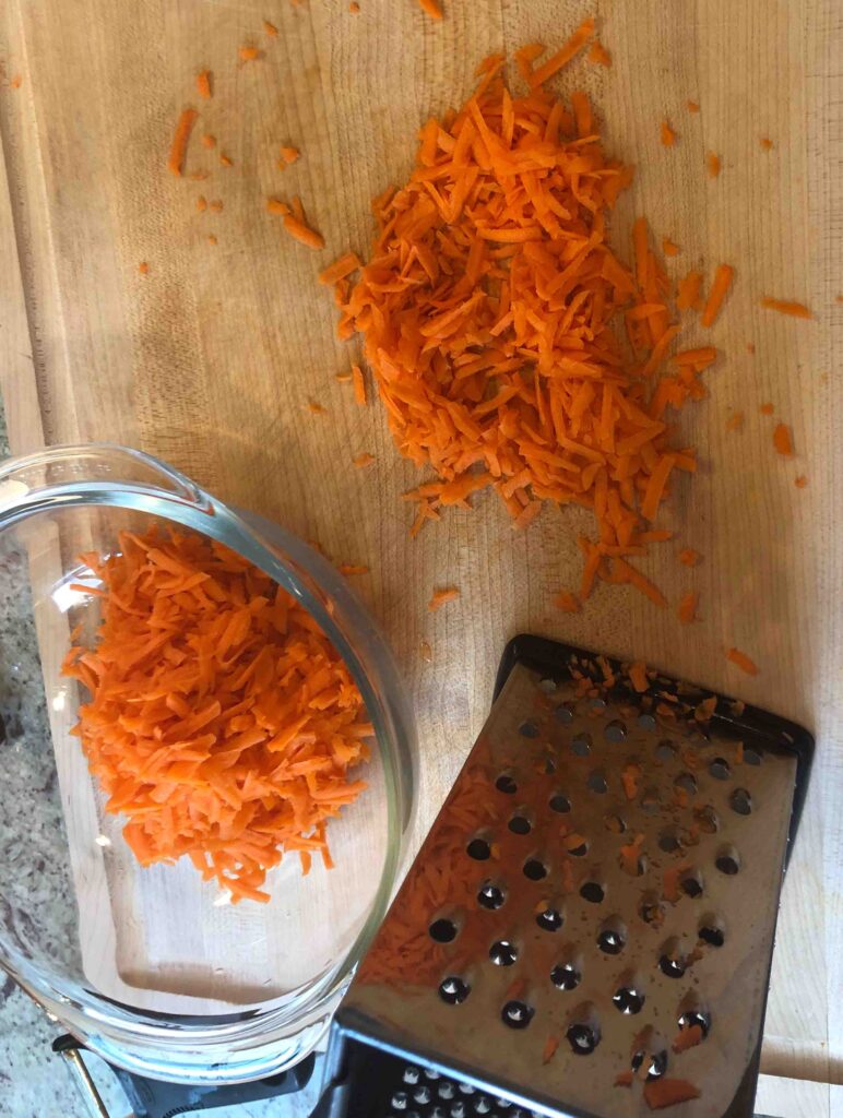coarse grate, carrot salad, sri lankan